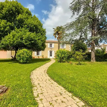 Charmante Maison Au Calme *